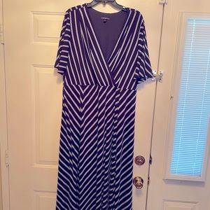 Flutter sleeve, navy blue midi dress